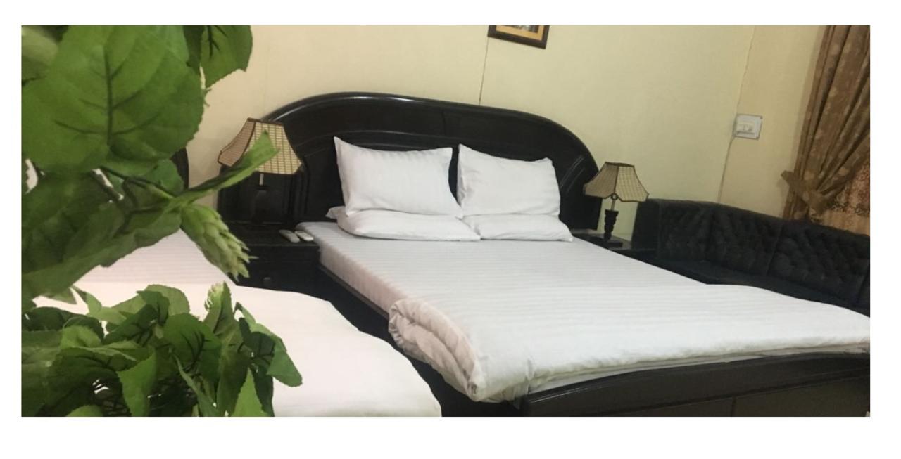 Luxury Inn Karachi Exterior foto